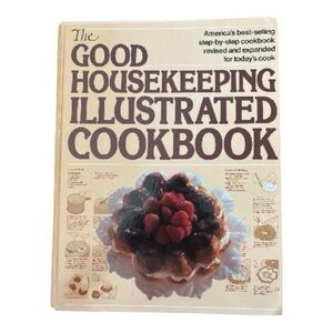 Good Housekeeping Illustrated Cookbook, 1989 edition. Colorful pictures Vintage